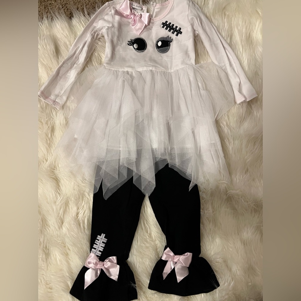 Toddler size 3T Halloween costume!